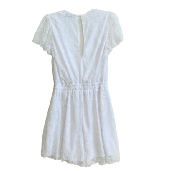Trixxi Romper White Lace V-Neck Short Sleeve Lined Romper Size Small NEW - Picture 4 of 12